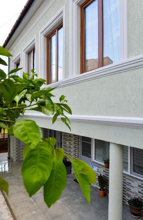 Cozy House Hotel Kutaisi Exterior foto