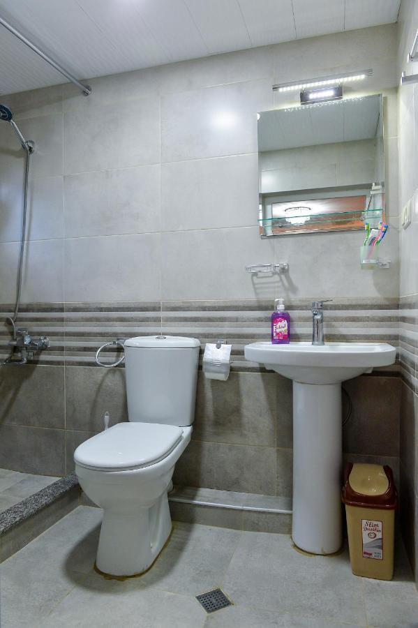 Cozy House Hotel Kutaisi Exterior foto