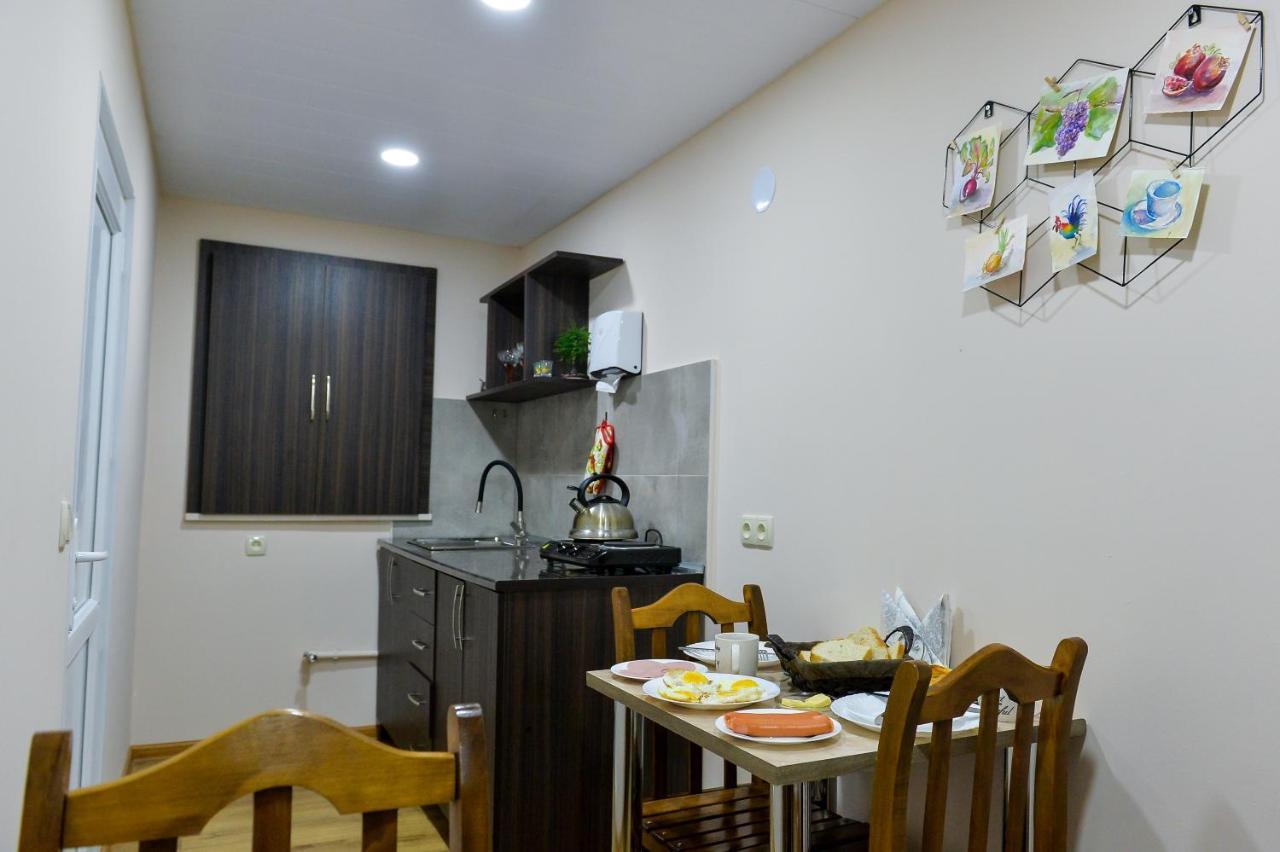 Cozy House Hotel Kutaisi Exterior foto