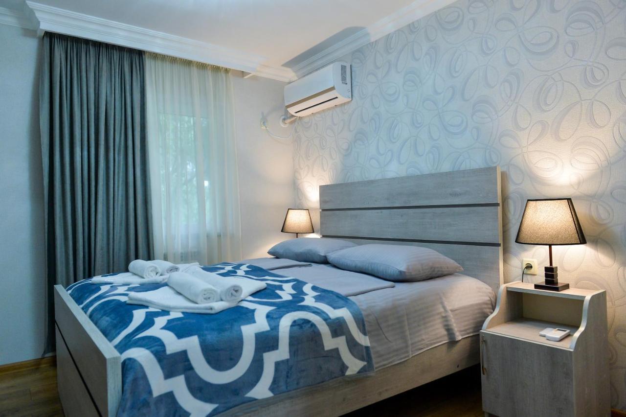 Cozy House Hotel Kutaisi Exterior foto