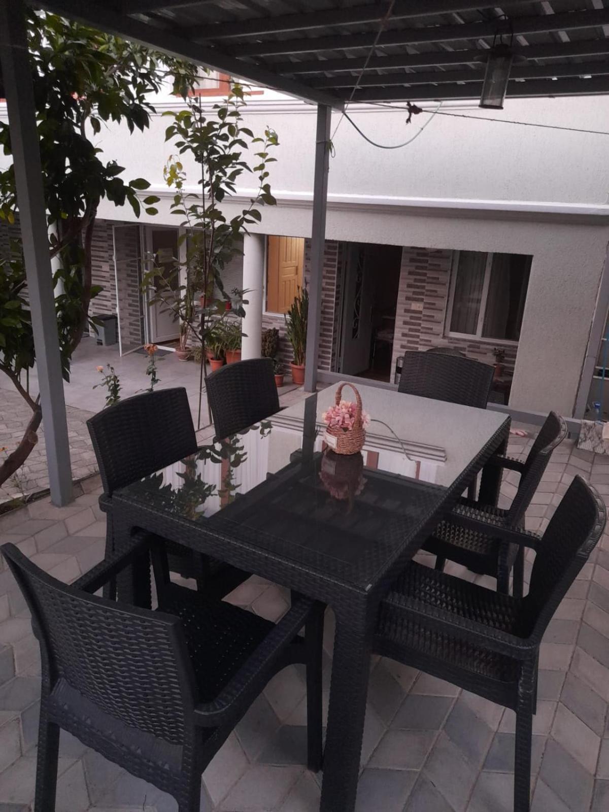 Cozy House Hotel Kutaisi Exterior foto